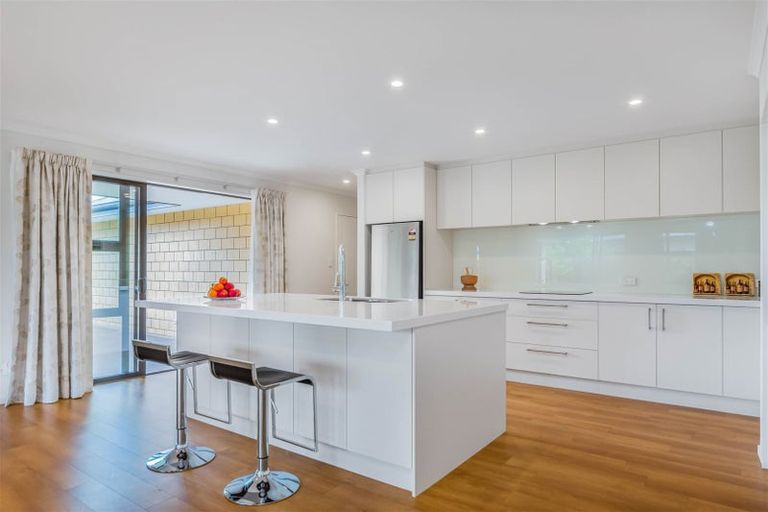 Photo of property in 8 Murfitt Street, Pegasus, 7612