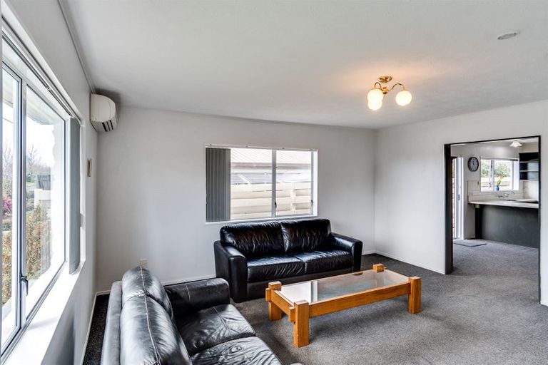 Photo of property in 21 Whiting Crescent, Greenmeadows, Napier, 4112