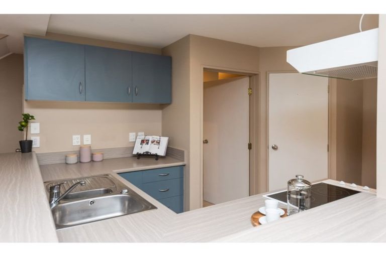 Photo of property in 4/86 Springfield Road, St Albans, Christchurch, 8014