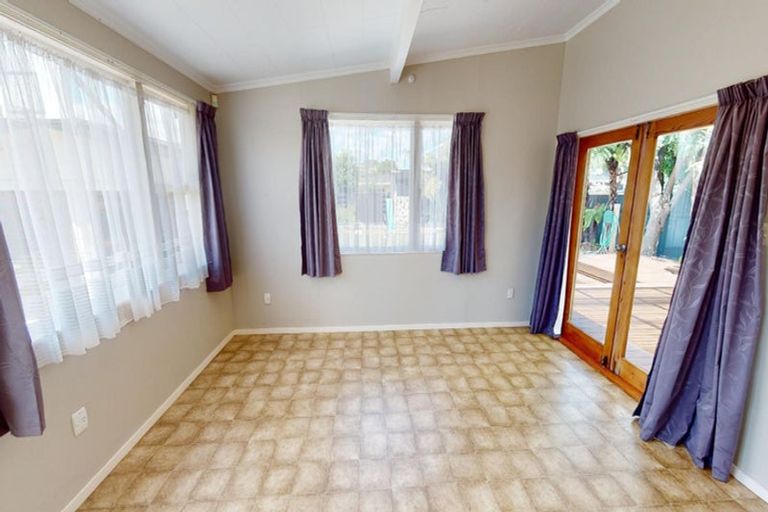 Photo of property in 82 Slacks Road, Awapuni, Palmerston North, 4412