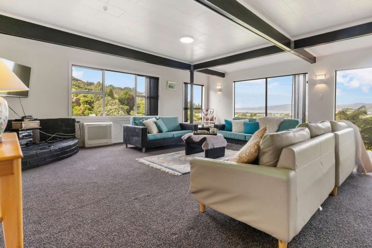 Photo of property in 39 Mountain Road, Western Heights, Rotorua, 3015