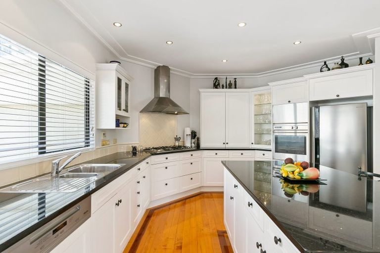 Photo of property in 3/22 Oriental Terrace, Oriental Bay, Wellington, 6011