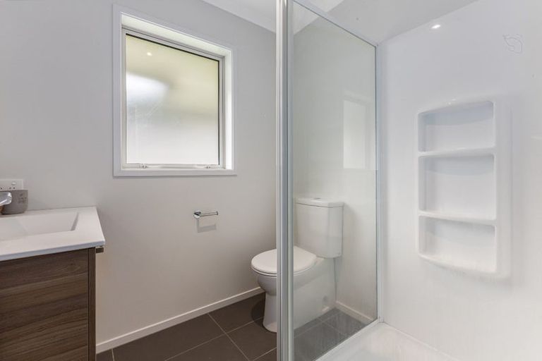 Photo of property in 26 Mooring Close, Whitby, Porirua, 5024