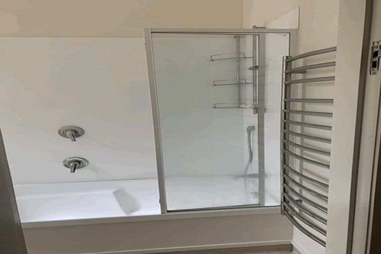 Photo of property in 43 Plunket Street, Kelburn, Wellington, 6012