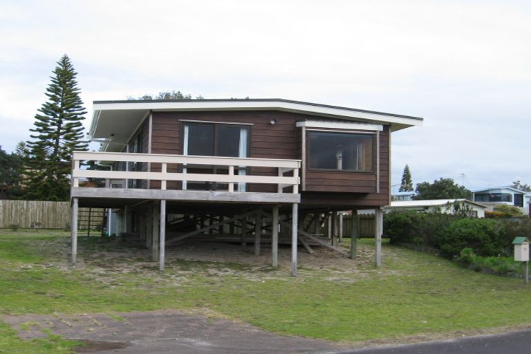 Photo of property in 16 Dungarvon Place, Omaha, 0986