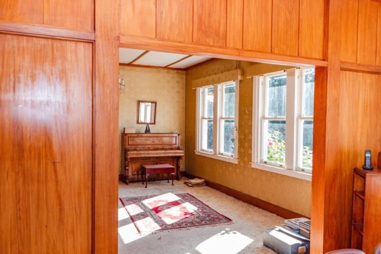 Photo of property in 115 Great North Road, Saint Johns Hill, Whanganui, 4501