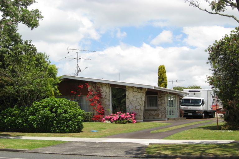 Photo of property in 191 Queen Street, Pukekohe, 2120