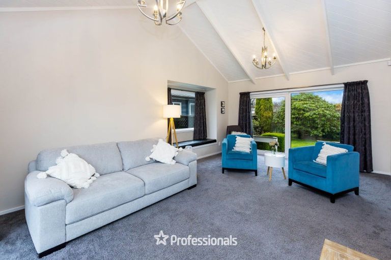 Photo of property in 3 Donegal Grove, Birchville, Upper Hutt, 5018