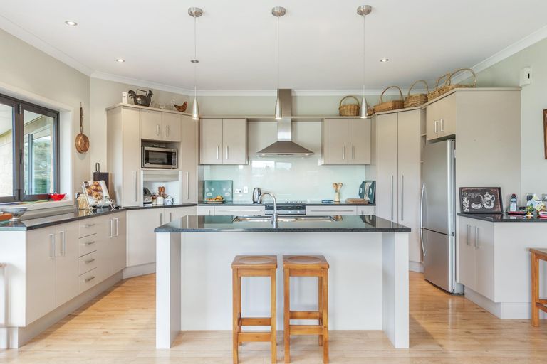 Photo of property in 34 Stockmans Road, Morrinsville, 3371