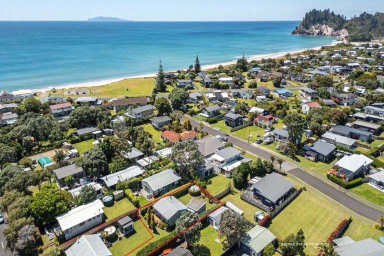 Photo of property in 19a Whiritoa Beach Road, Whiritoa, Whangamata, 3691