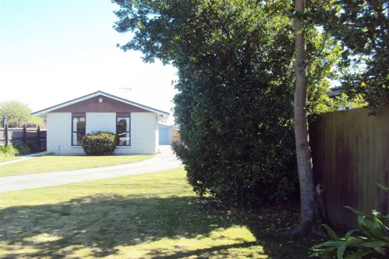 Photo of property in 92 Estuary Road, South New Brighton, Christchurch, 8062