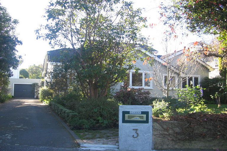 Photo of property in 3 Marina Grove, Hutt Central, Lower Hutt, 5010