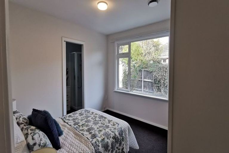 Photo of property in 9 Mappleton Avenue, Burnside, Christchurch, 8053