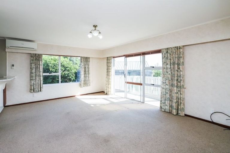 Photo of property in 8a Dovedale Place, Dinsdale, Hamilton, 3204