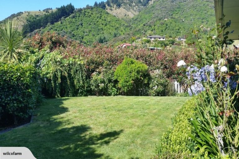 Photo of property in 12 Burnside Terrace, Atawhai, Nelson, 7010