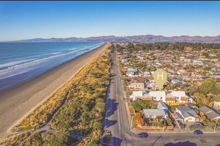 Photo of property in 3/50 Marine Parade, Mount Maunganui, 3116