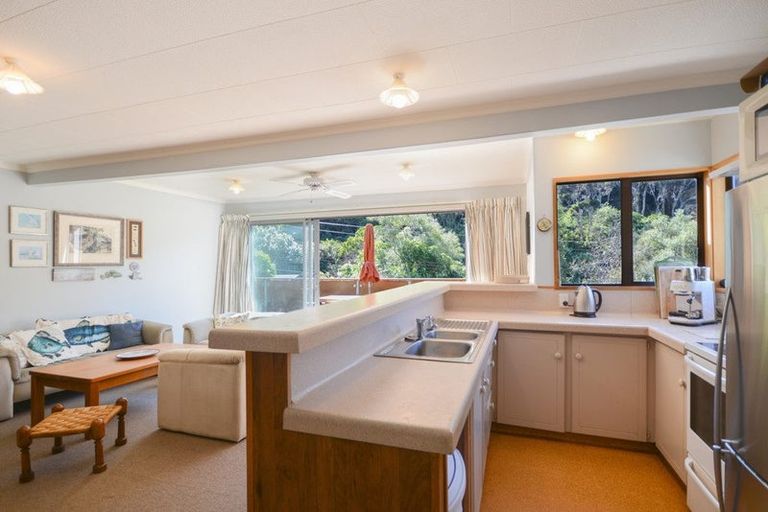 Photo of property in 52 Tikao Bay Road, Wainui, French Farm, 7582