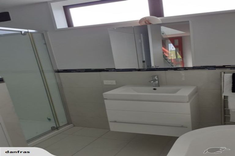 Photo of property in 74 Glenstrae Road, Redcliffs, Christchurch, 8081