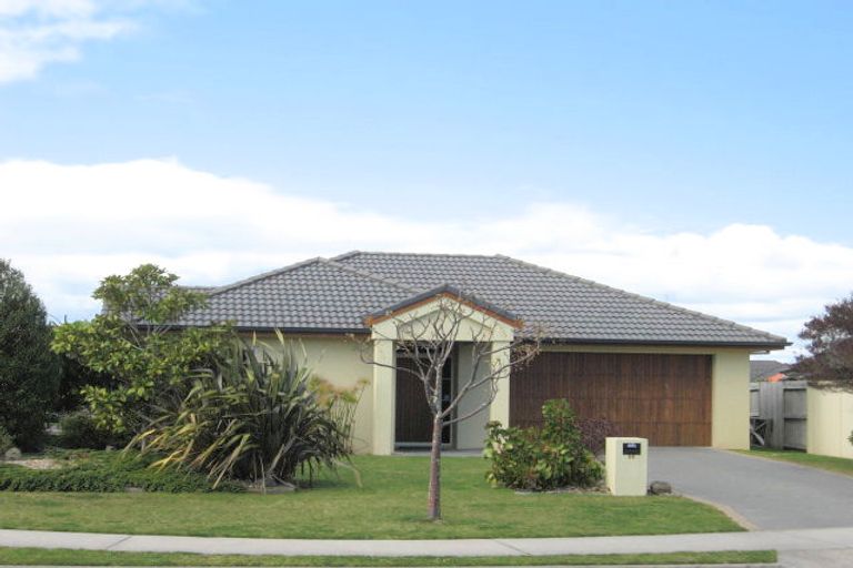 Photo of property in 55 Tuihana Drive, Papamoa Beach, Papamoa, 3118