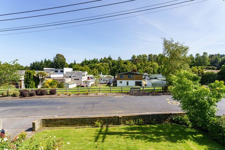 Photo of property in 10 Shand Street, Green Island, Dunedin, 9018