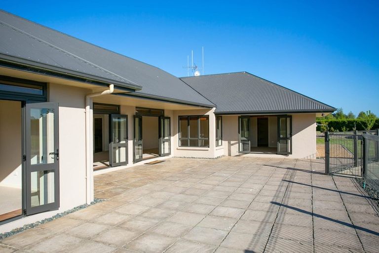 Photo of property in 100 Hooker Road, Tamahere, Hamilton, 3283