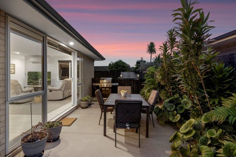 Photo of property in 28 Farrier Street, Papamoa, 3118