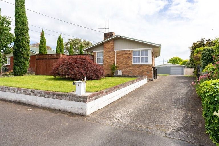 Photo of property in 6 English Street, St Andrews, Hamilton, 3200