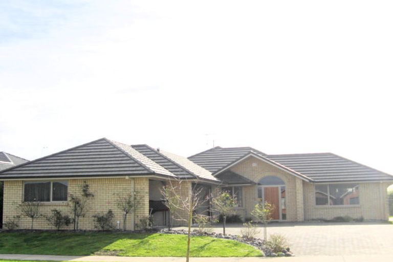 Photo of property in 32 Wentworth Drive, Rototuna North, Hamilton, 3210