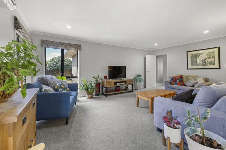 Photo of property in 34 Cate Road, Rototuna North, Hamilton, 3210