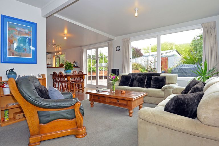 Photo of property in 15 Muri Street, Aramoana, Port Chalmers, 9082