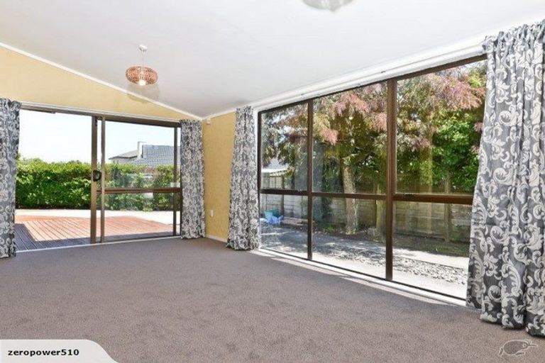 Photo of property in 19 Nielsen Gardens, Rototuna, Hamilton, 3210