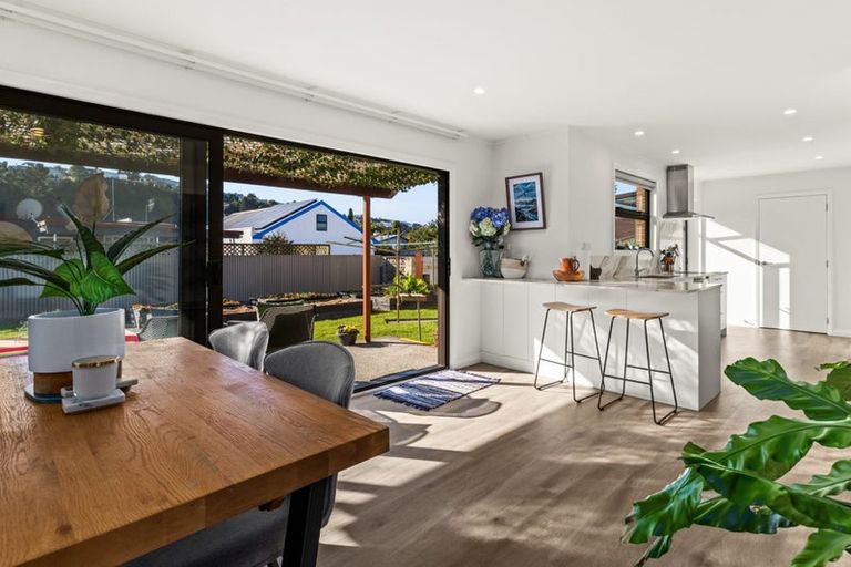 Photo of property in 27 Logan Avenue, Marewa, Napier, 4110