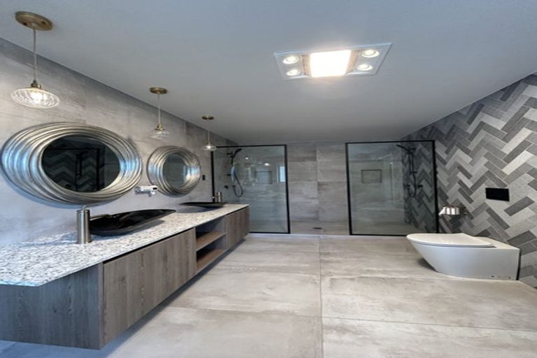 Photo of property in 4 Flavell Drive, Orewa, 0931