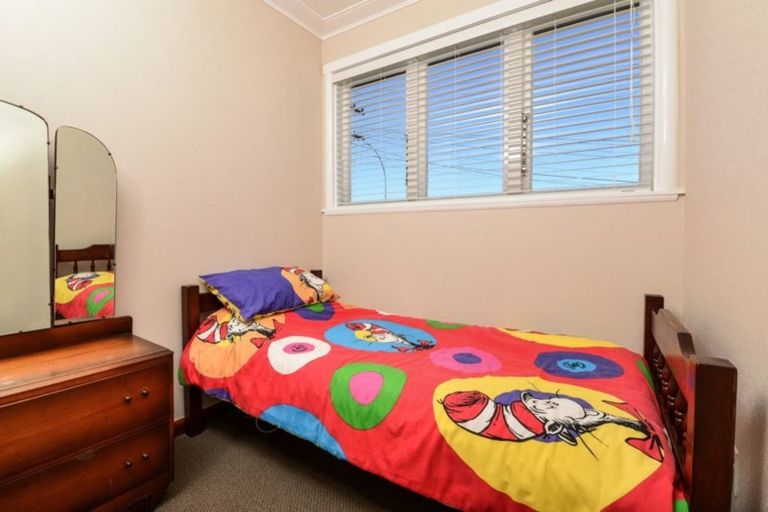 Photo of property in 1 Tarbett Road, Hillcrest, Hamilton, 3216