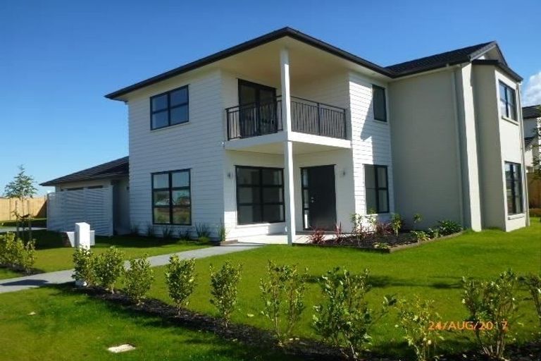 Photo of property in 32 Kaimanawa Road, Karaka, Papakura, 2113