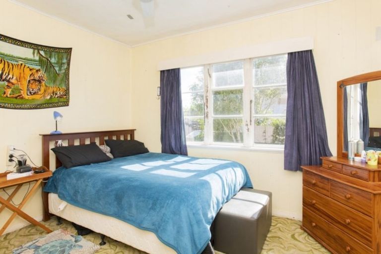 Photo of property in 16 Townley Street, Te Hapara, Gisborne, 4010