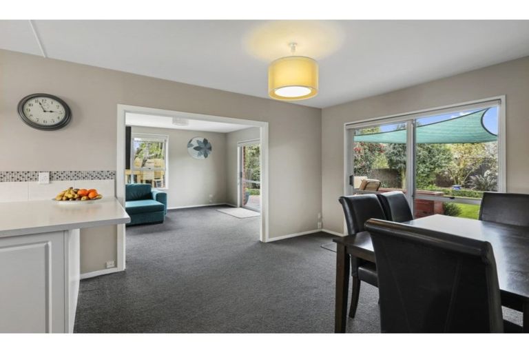 Photo of property in 19 Townshend Crescent, Halswell, Christchurch, 8025