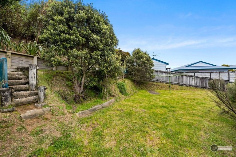 Photo of property in 3 Mossburn Grove, Kelson, Lower Hutt, 5010