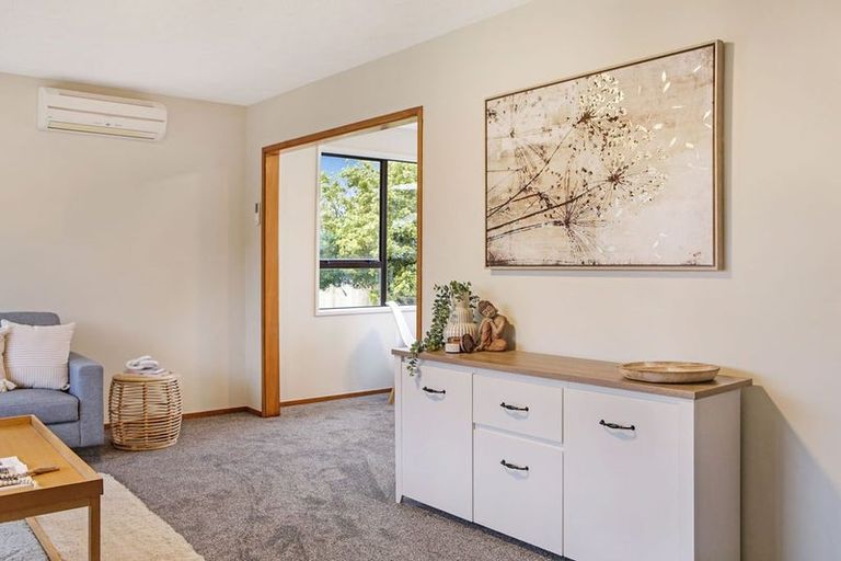 Photo of property in 9 Genista Place, Parklands, Christchurch, 8083