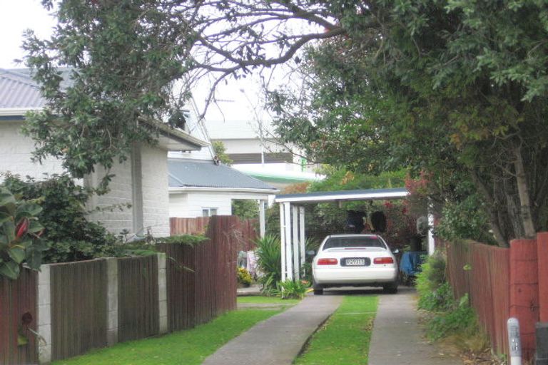 Photo of property in 8b Links Avenue, Mount Maunganui, 3116
