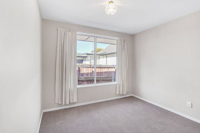 Photo of property in 2/8 Palatine Terrace, Huntsbury, Christchurch, 8022
