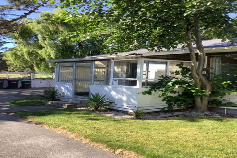 Photo of property in 2/72 Waratah Street, Avondale, Christchurch, 8061