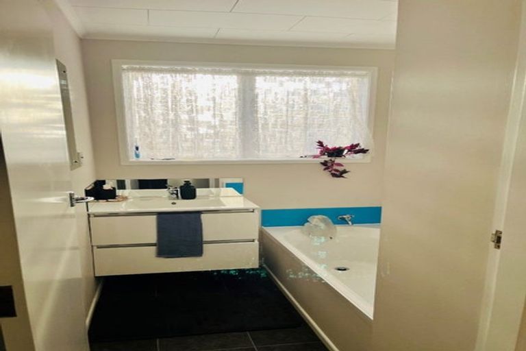 Photo of property in 3/84 Ararino Street, Trentham, Upper Hutt, 5018