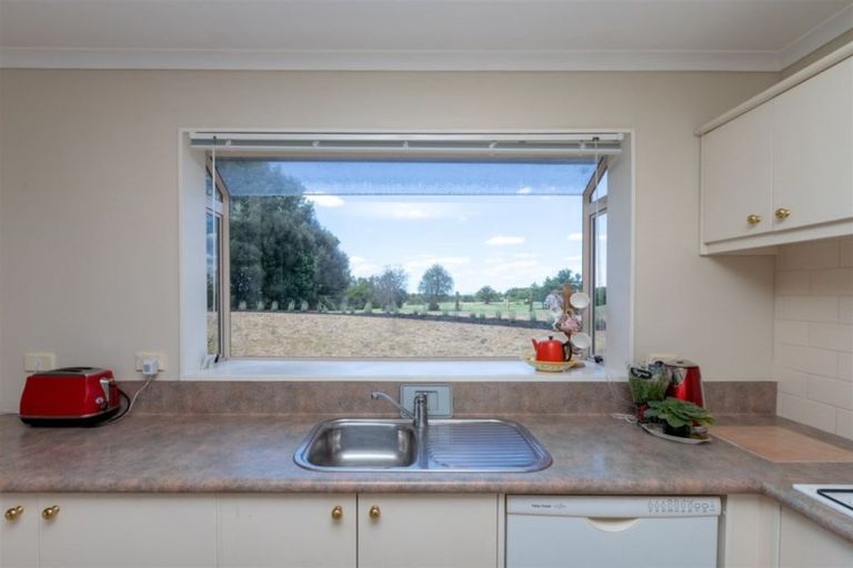 Photo of property in 12 Cadman Court, Rototuna, Hamilton, 3210