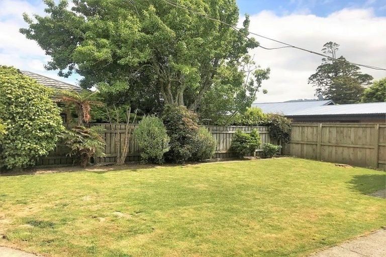 Photo of property in 945a High Street, Avalon, Lower Hutt, 5011