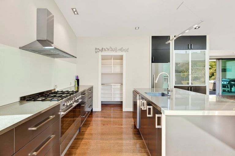 Photo of property in 28 Sam John Place, Lake Hawea, 9382