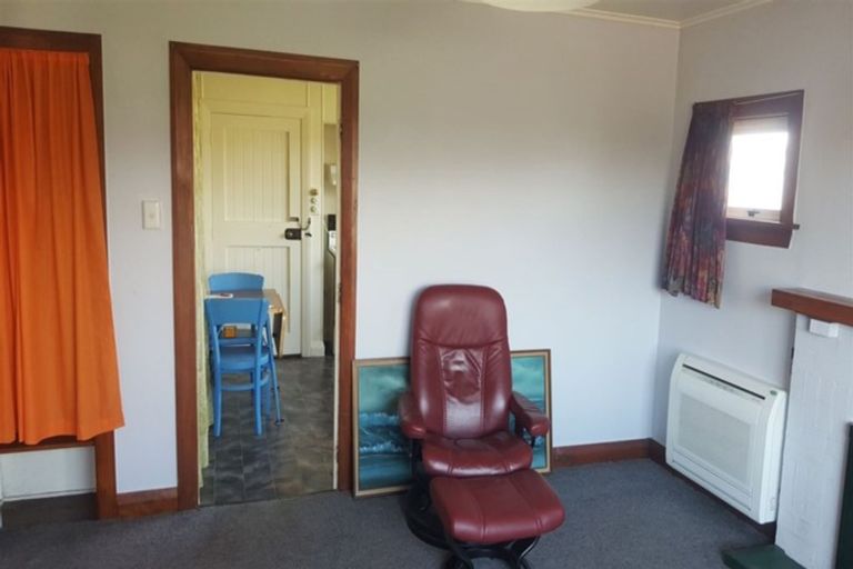 Photo of property in 9 Moorhouse Street, Waimate, 7924