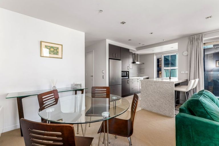 Photo of property in Monument Apartments, 7i/245 Wakefield Street, Te Aro, Wellington, 6011