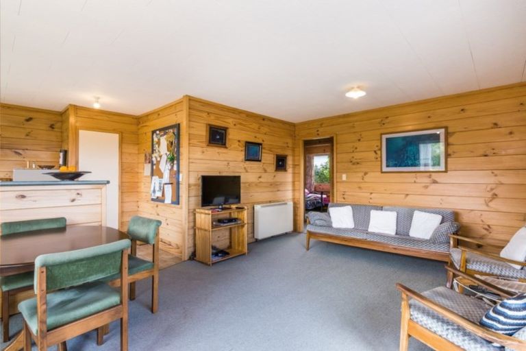 Photo of property in 18 Rowena Crescent, Motuoapa, Turangi, 3382