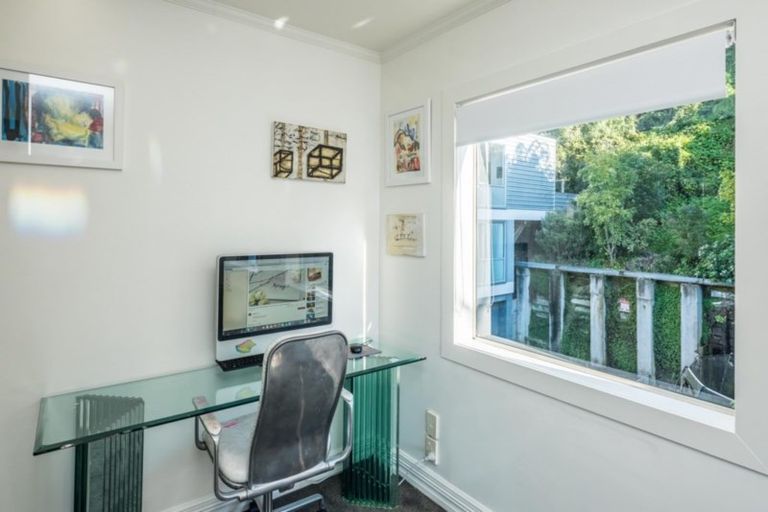 Photo of property in 4/14c Glenmore Street, Thorndon, Wellington, 6011